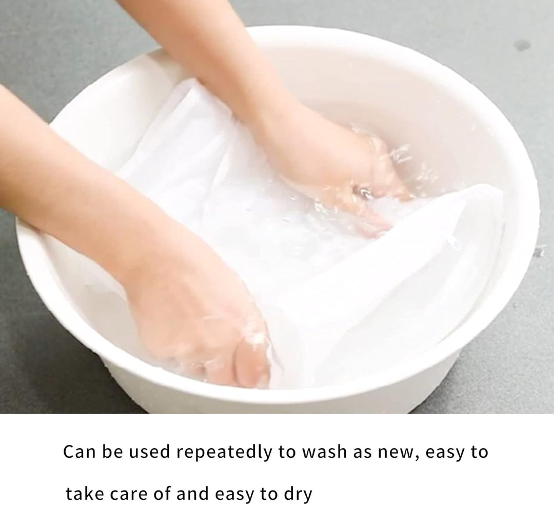 Clear dustproof clothes covers (12-pack) for suits, dresses, coats; ideal for wardrobe & travel.