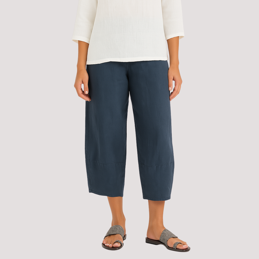 Plus size women's wide leg trousers, ideal for vacation wear or relaxed everyday comfort. Breathable design.