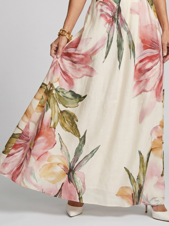Casual women's halter maxi dress, a light & flowing summer dress for warm weather comfort.