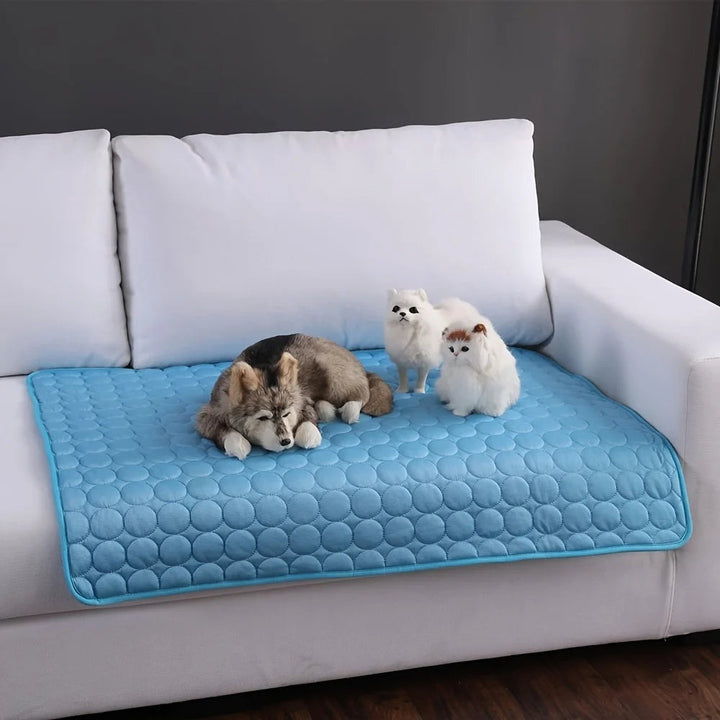 Grey cooling pad for dogs, a washable pet mat for heat relief, perfect as a summer dog cooling accessory.