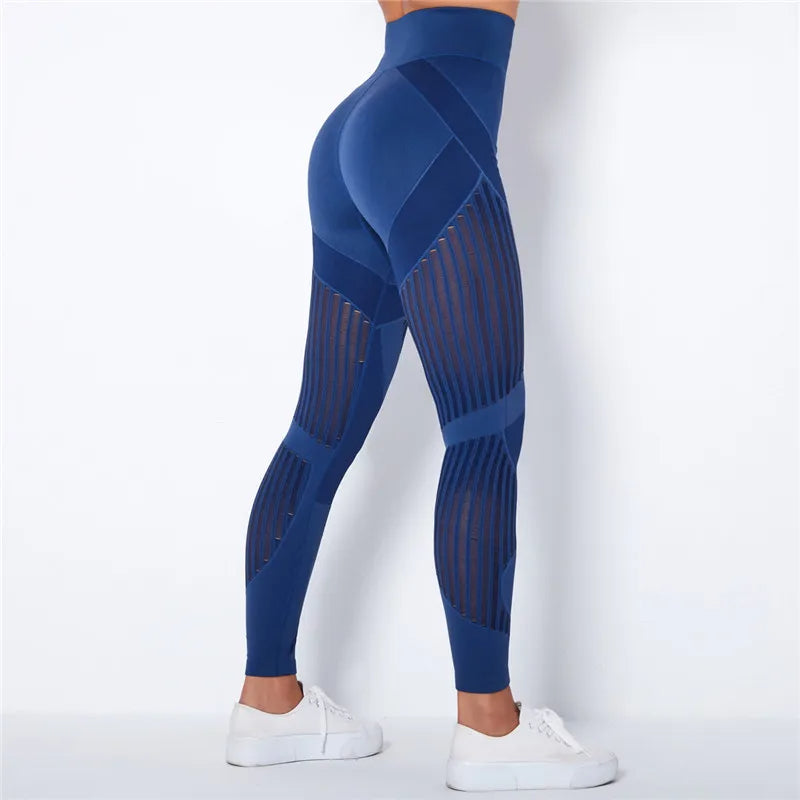 New women's seamless high-waist leggings with sculpting design. Perfect for gym wear, fitness workouts & comfort.