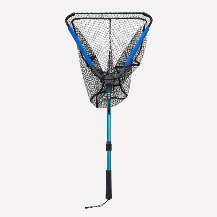 Durable telescopic fishing net, ideal for easy fish landing. A must-have portable angler's landing net.