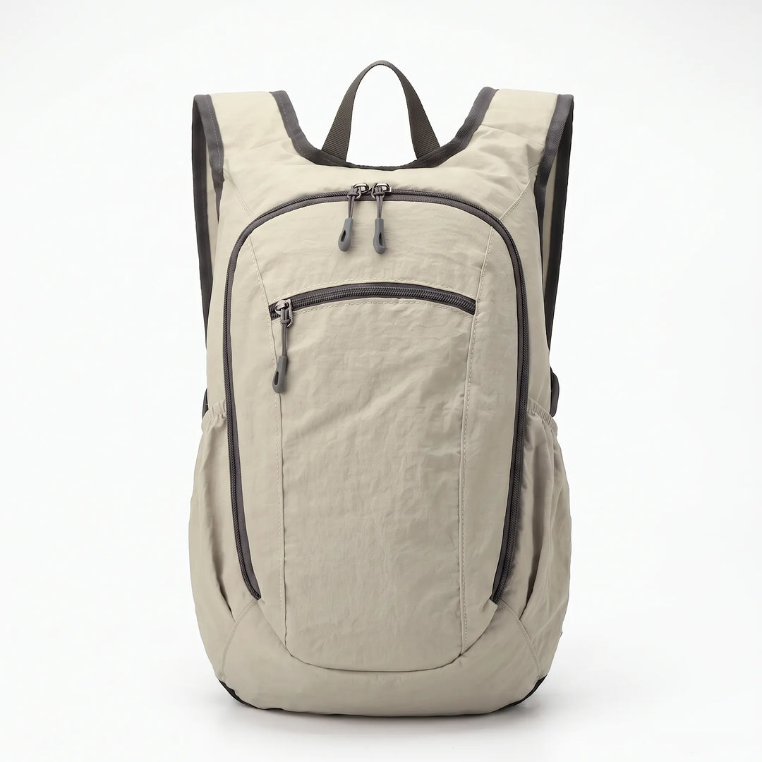 Versatile oxford cloth daypack, perfect for hiking and daily casual wear, front view.