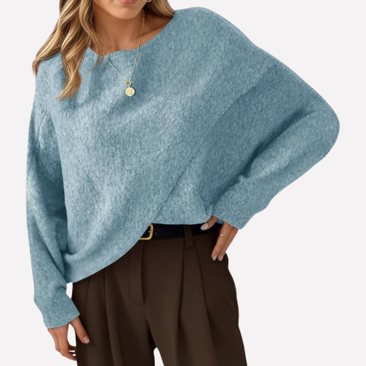 Everyday women's oversized batwing sweater, offering ultimate comfort & loose fit. Perfect for autumn/winter style.