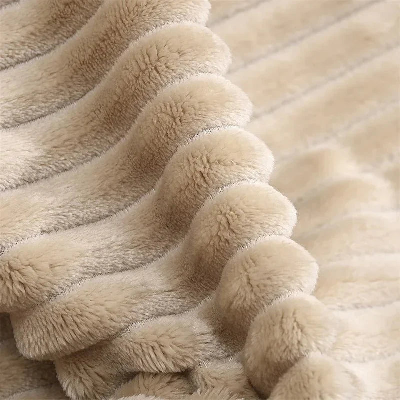 Durable & ultra-soft flannel fleece blanket for long-lasting cozy warmth and supreme comfort.
