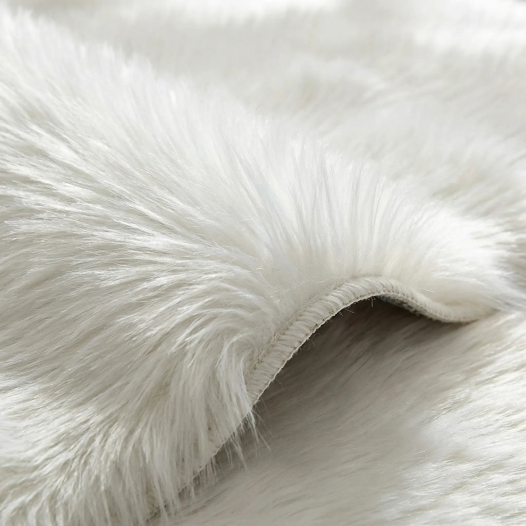Cozy Flowique plush bedroom rug with a soothing wave pattern, offering soft comfort and stylish home decor.