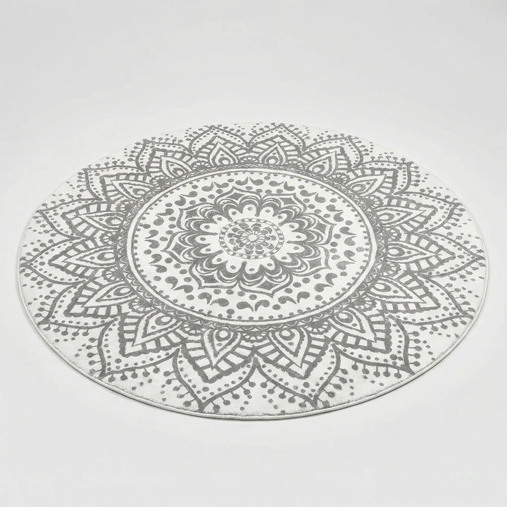 Round bohemian accent rug with waves pattern for living room or bedroom. Non-slip, machine washable home decor.