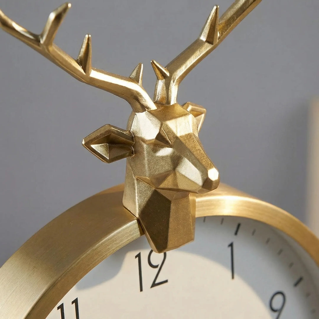 Silent round wall clock with elegant decorative frame. Ideal for serene home or office decor, a sophisticated piece.
