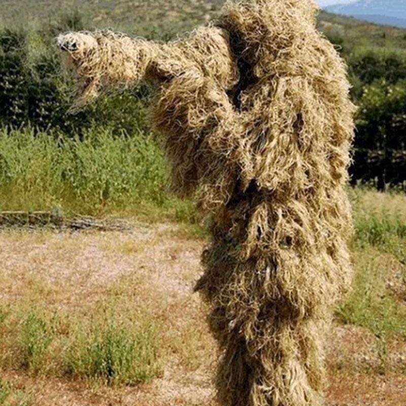Unisex 3D ghillie suit in camouflage pattern for tactical outdoor concealment and hunting