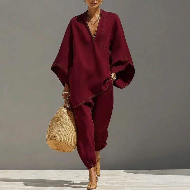 Women's apricot linen two-piece set: stylish batwing top & comfortable tapered pants. Casual chic matching outfit.