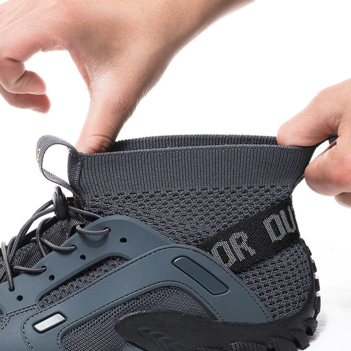 Men's quick-dry barefoot sock shoes, non-slip, perfect for water sports & outdoor fun.