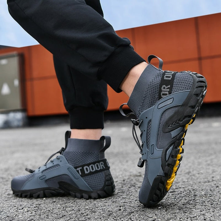Lightweight men's minimalist sock shoes, quick dry & comfortable for outdoor use.
