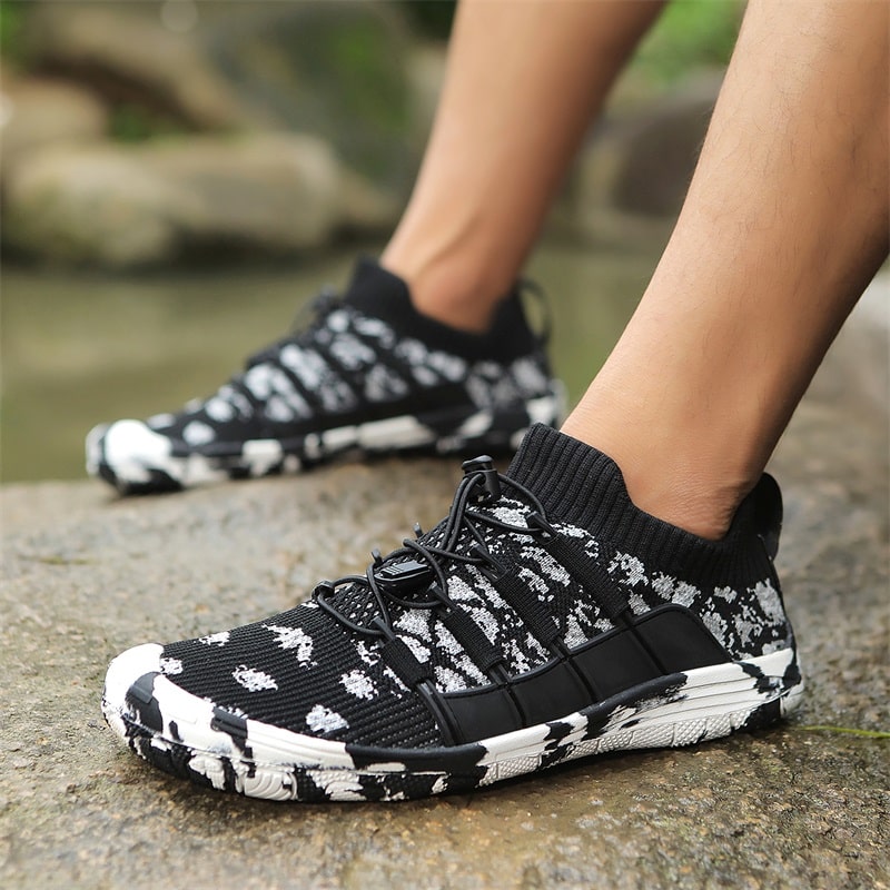 High-performance barefoot water shoes, quick-drying & non-slip for aquatic sports.