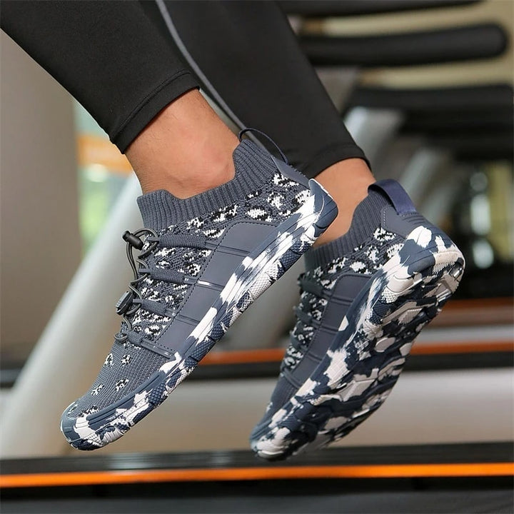 Non-slip unisex athletic water shoes, perfect for grip & quick-drying performance.