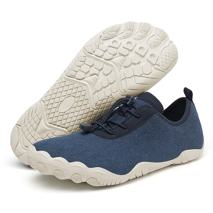 Unisex sports shoes, minimalist design, non-slip sole for indoor & outdoor use.