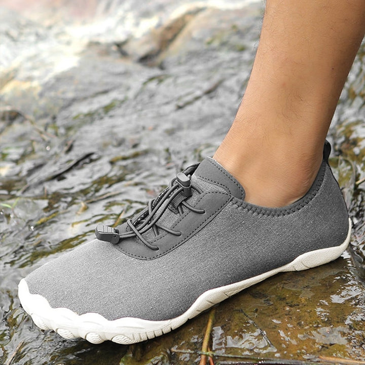 Unisex water shoes, quick-drying & non-slip, ideal for active wear.