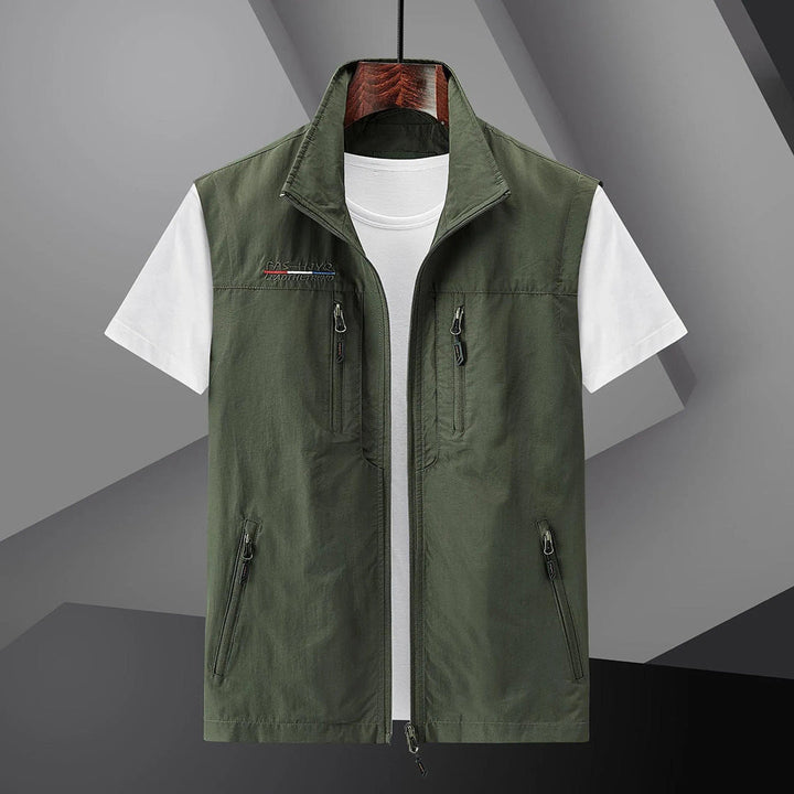 Durable men's lightweight outdoor vest with many pockets. Ideal for adventure, fishing, and travel comfort.