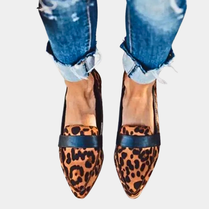 Elegant pointed toe loafers for women, ideal for sophisticated everyday style, casual elegant, or business casual.