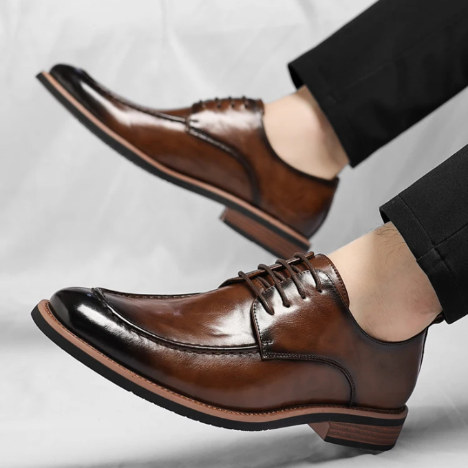 Men's formal dual-tone Oxford shoes, offering a sleek, stylish look for business & special occasions.