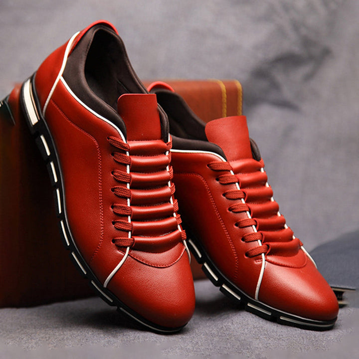 Stylish low-top men's everyday sneakers, a comfortable & classic choice for casual fashion.