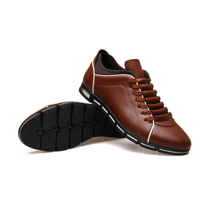 Versatile low-top men's sneakers, a classic choice for comfortable everyday fashion footwear.