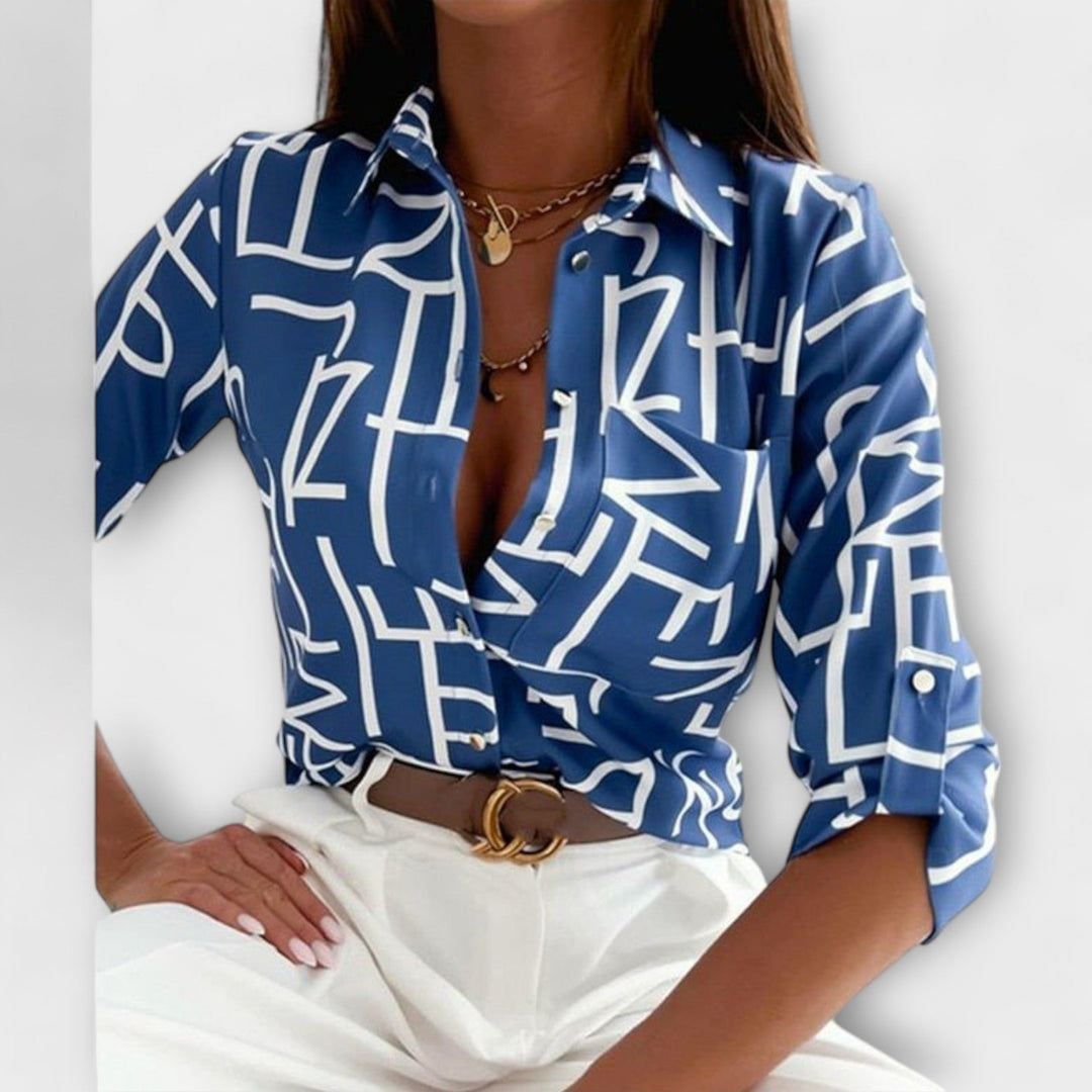 Elegant women's blouse, long sleeve, classic collar for a sophisticated, versatile look.