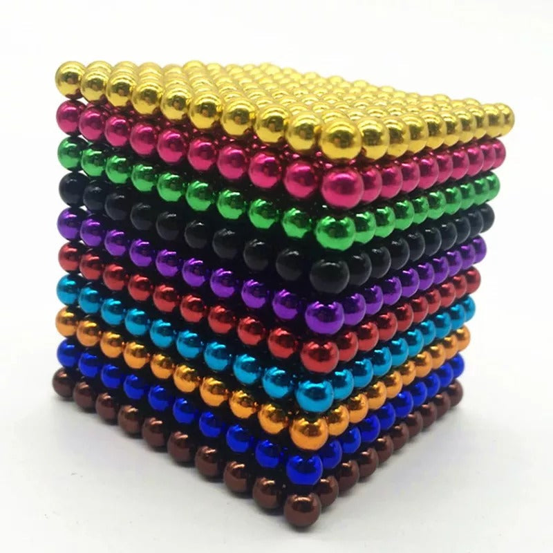Unisex magnetic building balls set. STEM educational toy promoting creative construction & learning for kids & adults.