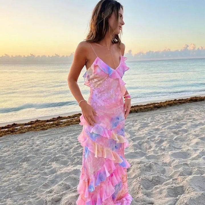 Vibrant women's ruffle summer dress, perfect for vacation or beach. Loose & comfortable, a stylish party dress.