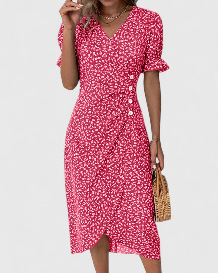 Chic and flattering women's summer dress, perfect for casual elegance.