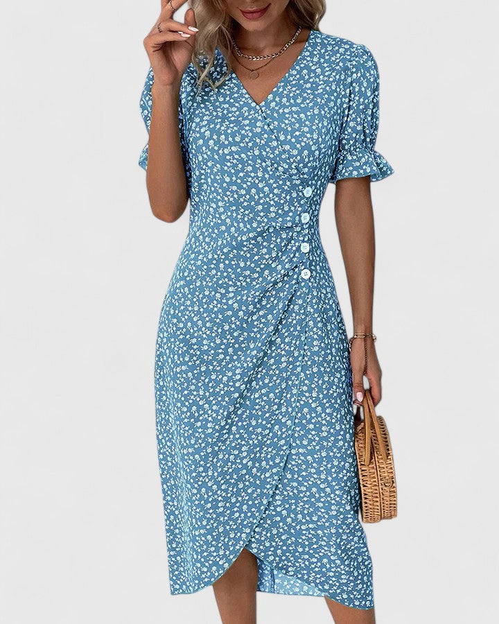 Comfortable, versatile women's summer casual dress for chic everyday fashion.