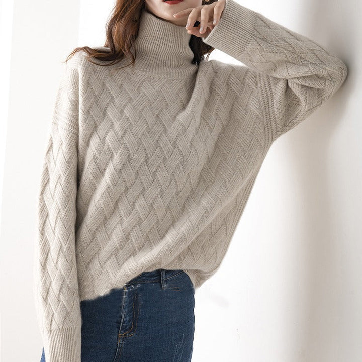 Dakota knitwear: women's spring sweater with turtleneck, ideal for office wear and layering.