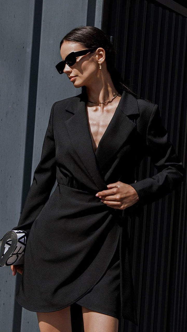 Elegant black long sleeve mini dress for women, perfect for casual or evening spring/summer wear