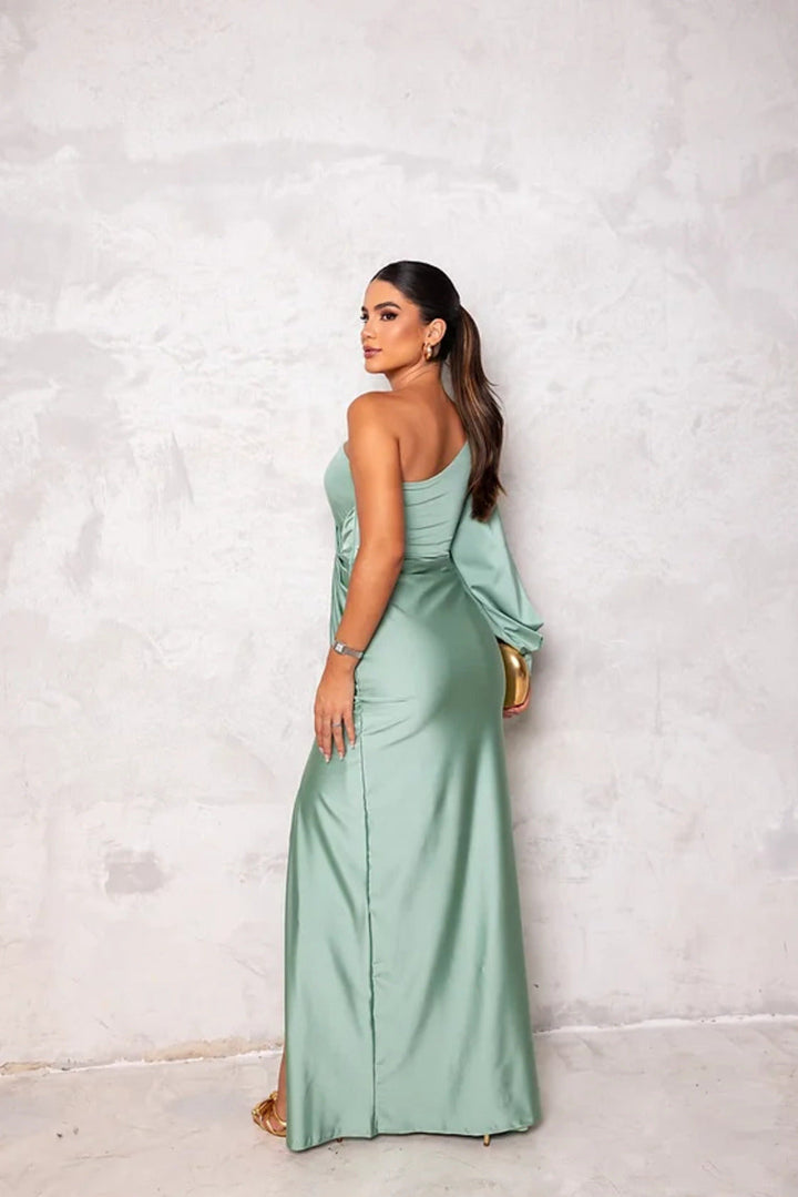 Formal one-shoulder long dress for women. Perfect for weddings, galas, or elegant evening parties. Maxi length.