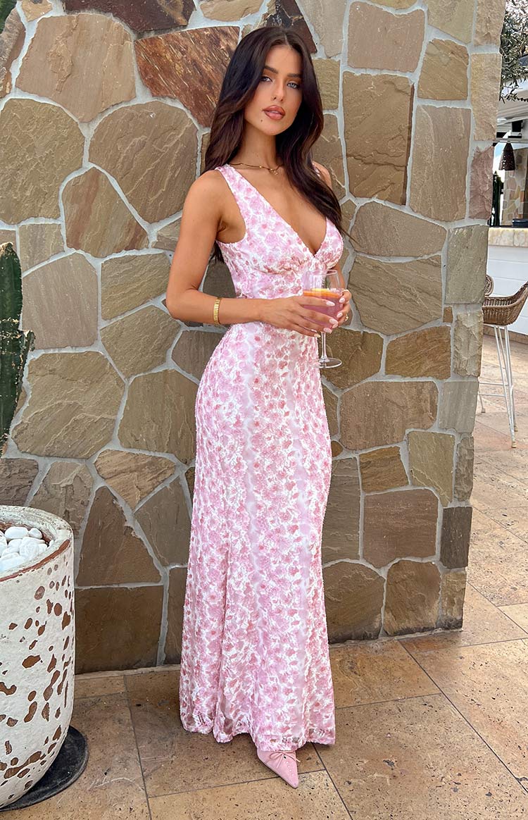 Pink elegant maxi dress, a versatile piece of women's clothing for any special occasion
