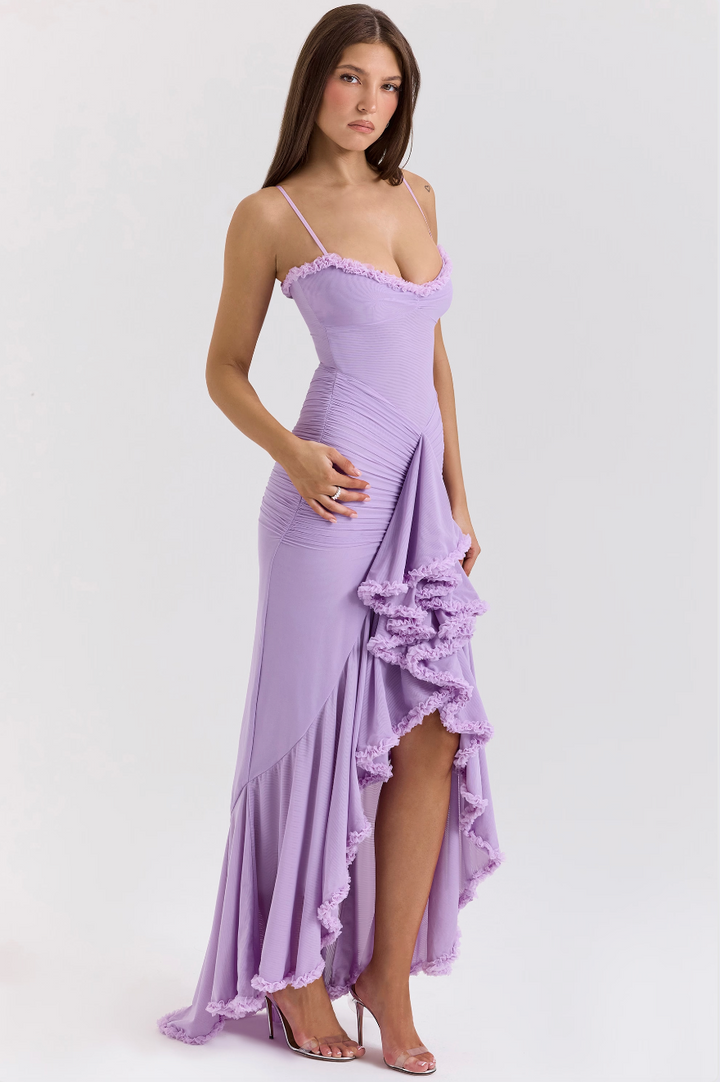 Romantic style women's party dress: flowy ruffle maxi gown, ideal for elegant events.