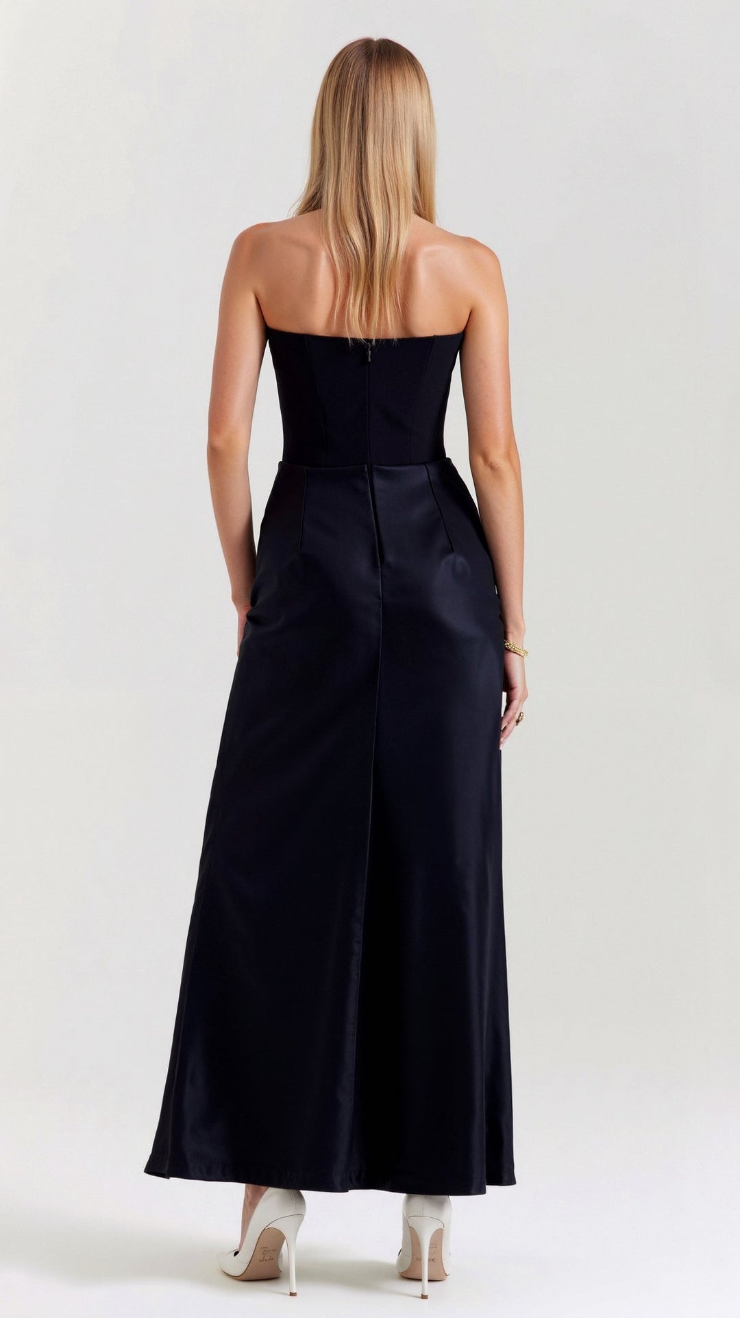 Sleeveless column maxi dress for women in a rich navy blue, ideal for evening occasionwear