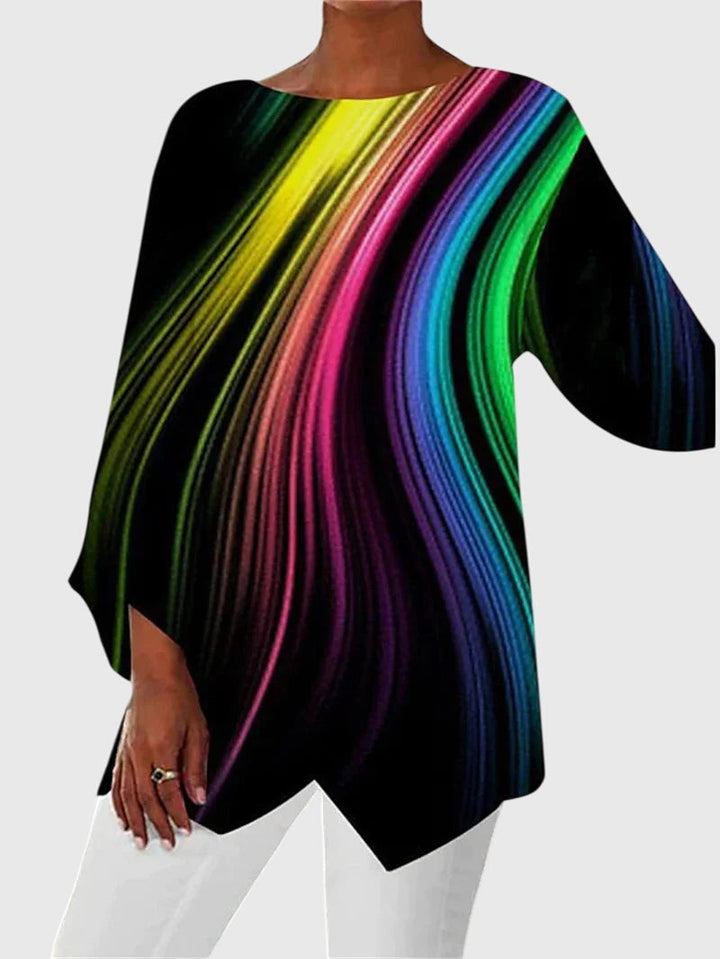 Stylish women's short-sleeve crew neck top, ideal for versatile work wear or elegant casual fashion. All-season comfort.