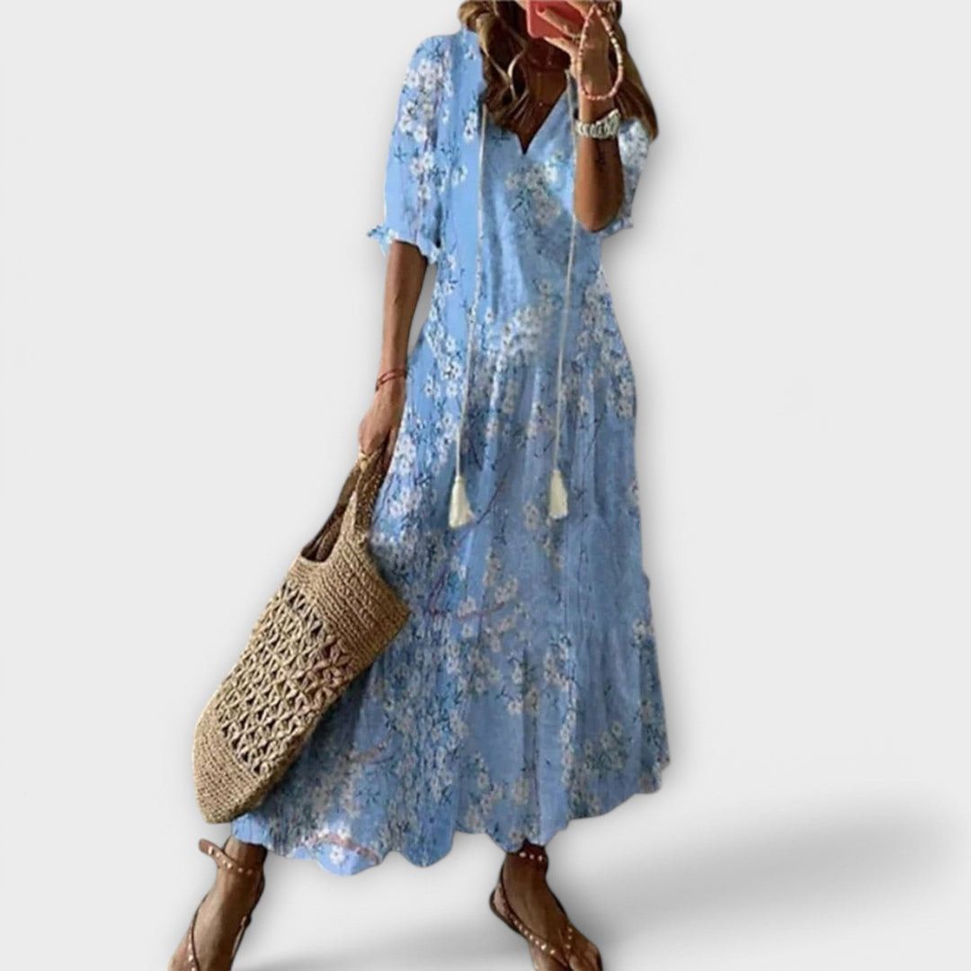 Versatile elegant maxi dress for women, offering effortless style for both casual and dressier occasions.
