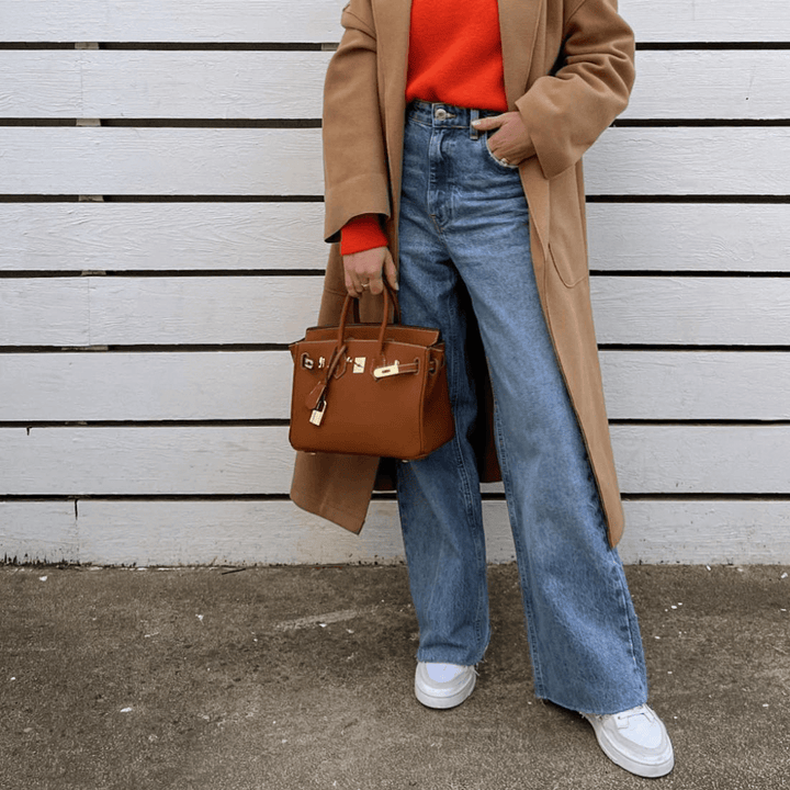 Women's elegant leather shoulder bag. Spacious & stylish design for work, daily use, or fashion accessory.