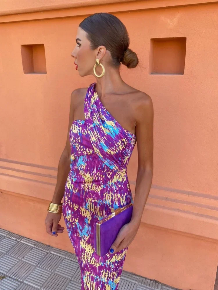 Summer women's one-shoulder maxi dress with beautiful floral print, ideal for special occasions.