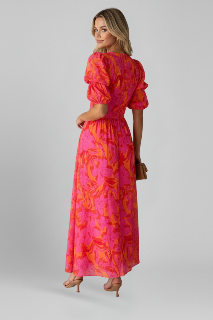 Comfortable women's V-neck puff sleeve maxi dress, an elegant option for both casual and dressy spring outfits.