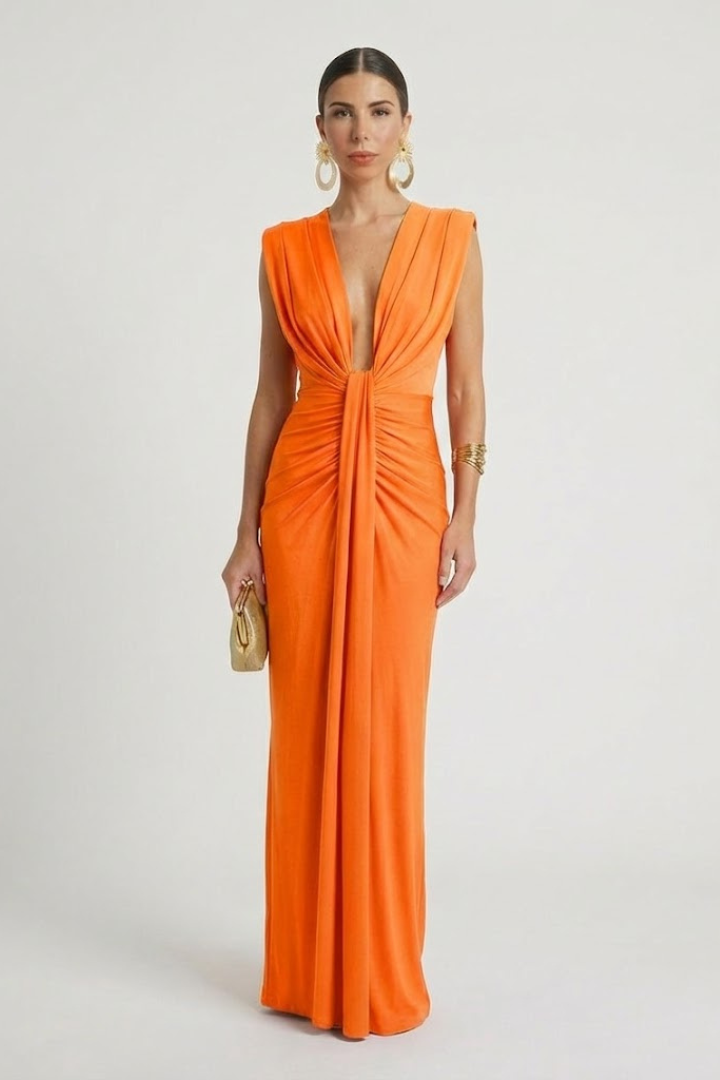 Chic women's V-neck pleated maxi dress, a versatile long sleeveless style for elegant occasions.
