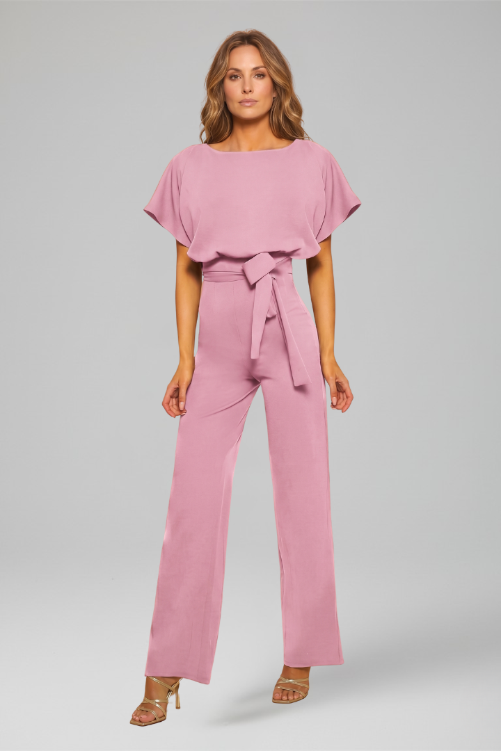 Elegant women's wide leg jumpsuit, sleeveless and comfortable, perfect pull-on outfit for versatile occasions.