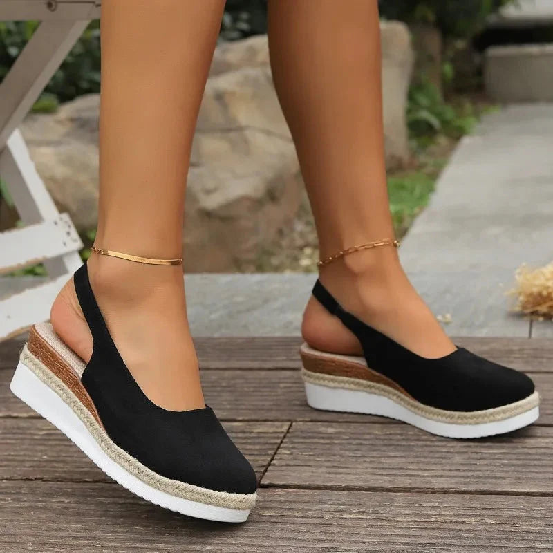 Women's Victoire orthopedic walking sandals offering arch & posture support, ideal for foot health & comfort.