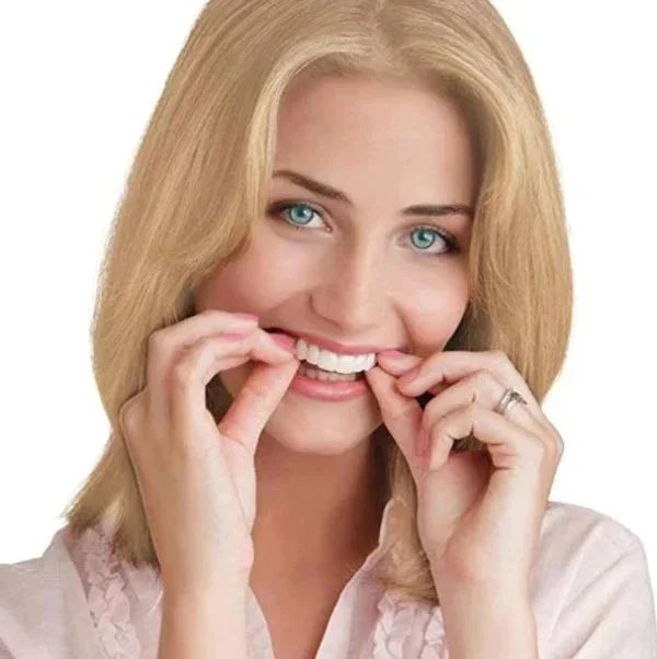 Transform your smile with Instant Natural Smile Veneers for upper & lower teeth. Ideal for a quick makeover.