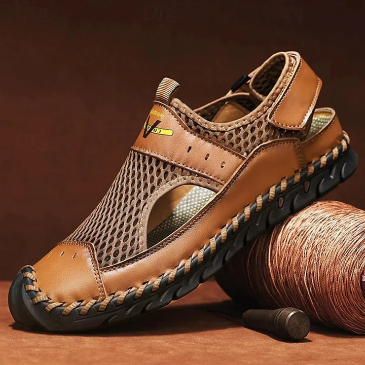 Men's breathable outdoor sandals, perfect for summer casual wear and sporty activities, men's fashion