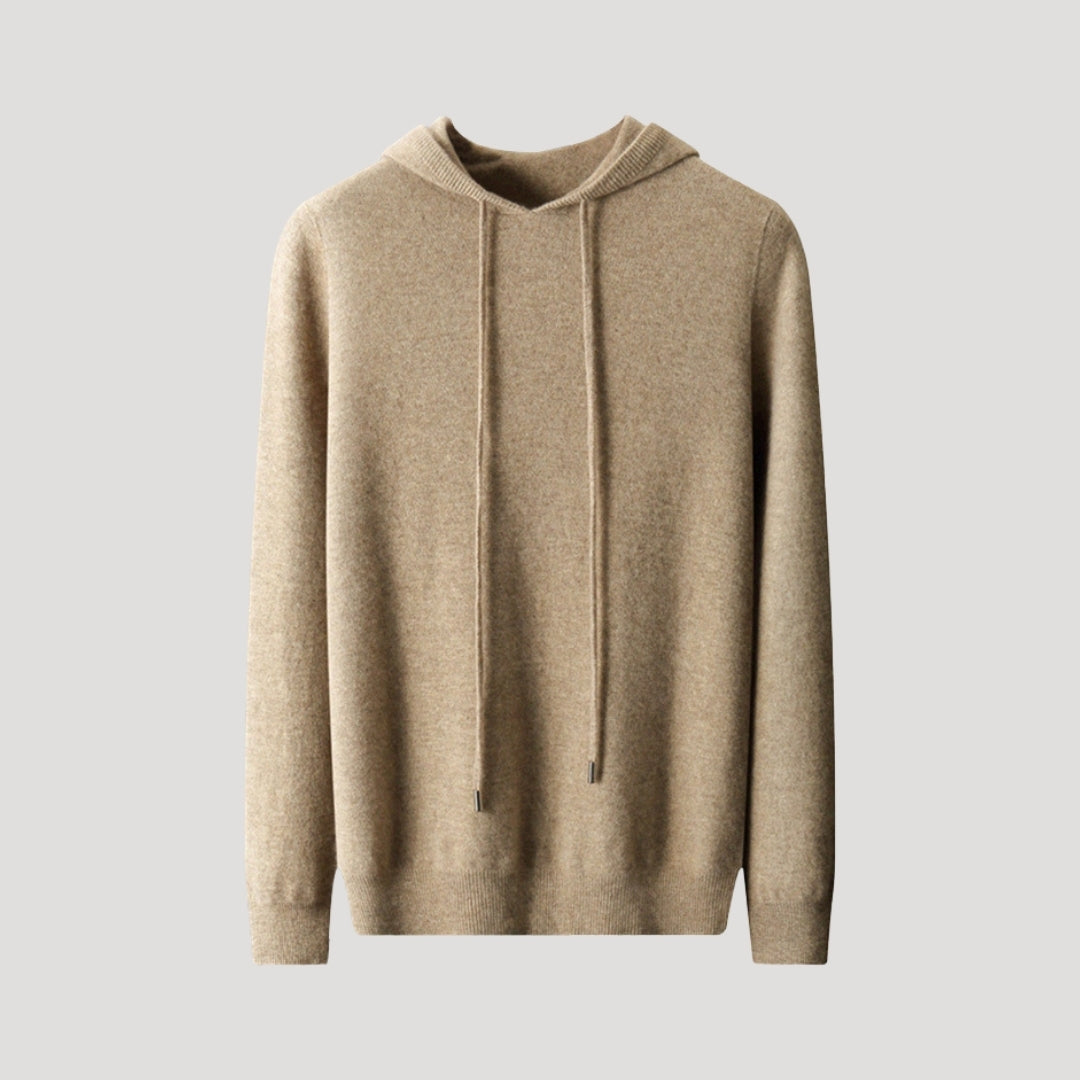 Men's fashion: a trendy hooded knit pullover, perfect for layering and adding comfort.