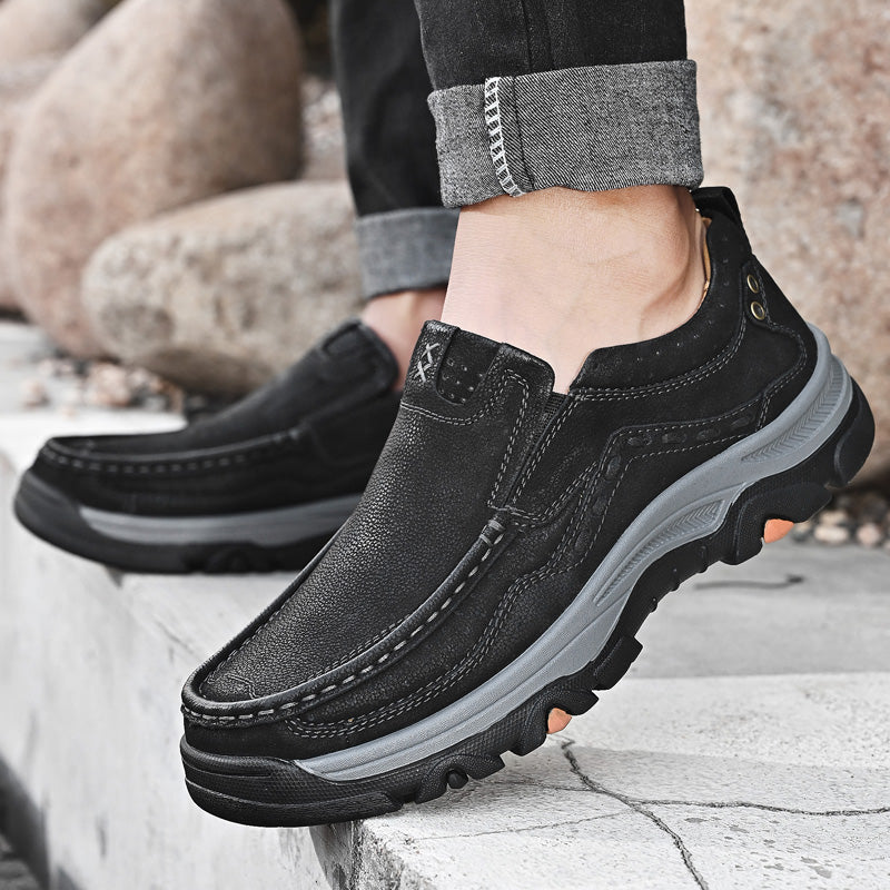 Brown leather slip-on shoes for men, providing orthopedic comfort and a versatile casual look.
