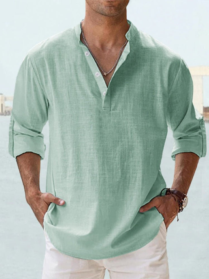 Men's summer fashion shirt, light & airy short-sleeve button-up, great for relaxed style.