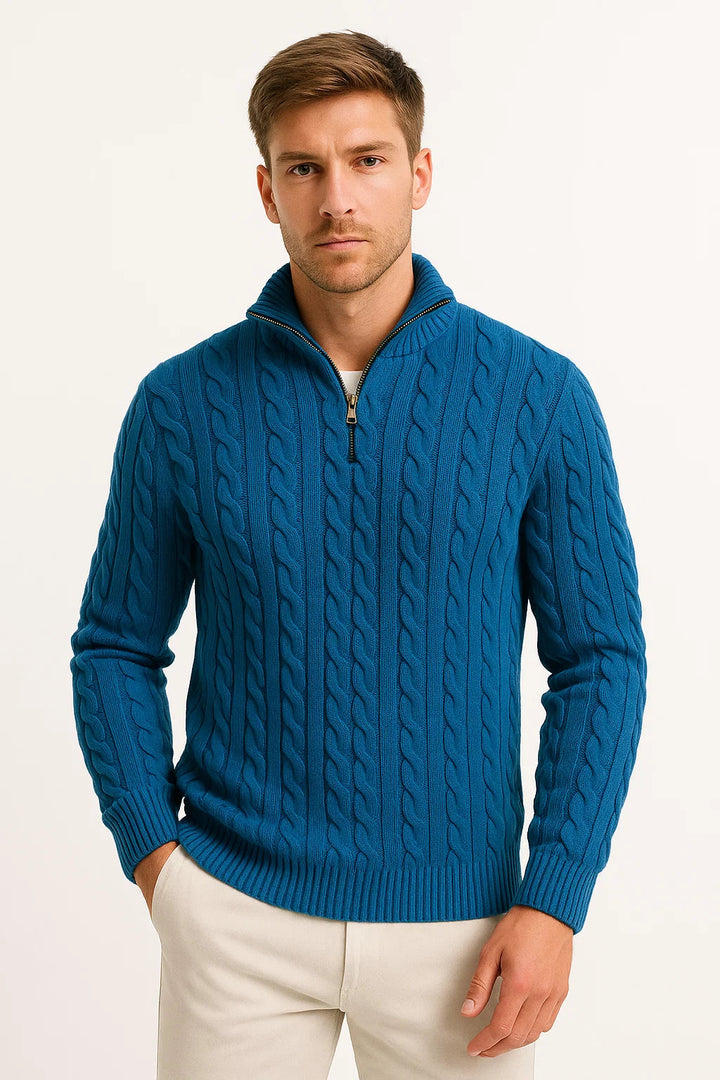 Men's knitted cable knit zip-neck sweater in a light color, suitable for spring outerwear and comfortable layering